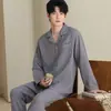 Pijama de algodón gasa para hombre de manga larga y pantalón largo al por mayor, nuevo cárdigan de otoño con cuello de solapa, conjunto casual de dos piezas para casa