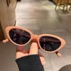 Gafas de sol de cara pequeña con forma de ojo de gato de viento 2025, nuevas gafas de sol para chicas dulces y amargas europeas y americanas, estilo femenino Ins, celebridades de Internet Hola