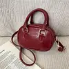 Bolsas de Mão Tendência Nicho Retro Europeu e Americano, de Aparência Sofisticada, Simples, Estilo Novo da Primavera de 2026, Bolsas Transversais Casuais para Mulheres