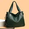 Bolsa Tote Feminina Nova Outono e Inverno Moda Versátil Bolsa de Ombro Único Grande Capacidade Bolsa para Mulheres de Meia-Idade Prática Transversal Bolsa Grande