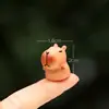 Nueva Muñeca Capibala Pequeña Capibara Muñeca Mini Muñeca Creativa Musgo Micro Paisaje Decoraciones de Escritorio Pequeños Adornos