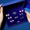 2025 Nuevos Pendientes de Semana Caja de Regalo Traje Nicho Simple Moda Joker Día de San Valentín Regalo de Cumpleaños