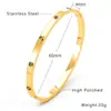 Pulseira de Aço Titânio Que Não Desbota, Pulseira Feminina de Aço Inoxidável com Superfície Espelhada e Cravação de Diamantes, Pulseira com Fecho, Luxo Leve Europeu e Americano, Atacado do Fabricante