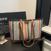 Bolsa Tote de Ombro Grande, Elegante, Simples, Versátil, Tecida em Palha, Listrada, Color Block, Nova Moda Verão 2026