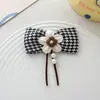 Lazo de Flor de Piedra de Gallo con Accesorios de Tela Flotante para Ropa, Zapatos y Calcetines, Accesorios para Maletas, Accesorios para Leggings