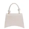 Bolso con Diseño de Letra de Nicho Personalizado para Mujer, Bolso de Hombro de Moda Transfronterizo, Bolso Cruzado Versátil y Elegante Estilo Ins