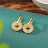 Yilu prata S925 prata esterlina banhado a ouro Hetian jade retro elegante nuvens auspiciosas Ruyi seda fivela de segurança brincos clipe de orelha de prata