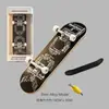Juguete de patineta de dedo Amazon con explosiones transfronterizas rusas, rodamiento de aleación de arce de cinco capas, descompresión de la punta del dedo del pulgar.