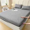 Protector de colchón impermeable para comercio exterior, acolchado a prueba de orina transfronterizo, antideslizante, antiarrugas, protector de colchón de cobertura total para colchón Simmons, pieza única