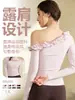 Conjunto de yoga de encaje de un hombro, conjunto de manga larga para otoño/invierno para mujer, con sujetador incorporado, estilo nuevo, sexy, elegante y deslumbrante top de fitness
