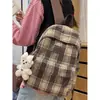 Mochilas Escolares al por Mayor para Estudiantes de Secundaria, Bloques de Color a Cuadros, Gran Capacidad, Estilo Único, Diseño No Repetitivo, Mochilas Nuevas para Niñas 2026