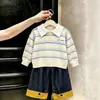 Roupas infantis estilo coreano coleção nova outono e inverno 2026: suéteres de tricô estilosos e modernos em blocos de cor e calças de perna larga em blocos de cor para meninos e meninas
