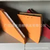 Suministro de Puertas Moldeadas para Metro con Piel Autogenerada, Reposabrazos para Vagón de PU, Suministro de Productos de Espuma de PU, Productos de Poliuretano