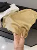 Pantalones Cortos de Tencel para Mujer 2026 Nuevo Estilo Europeo Verano Finos Sueltos Casual Elegantes de Longitud Media Pierna Ancha Adelgazantes