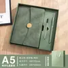Caja de Regalo Set de Cuaderno de Negocios con Hebilla Redonda 70% de Descuento, Personalizable con Logo, Gama Alta, Cuaderno Engrosado con Bolígrafo A5