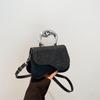 Bolsa feminina primavera 2025, estilo casual, design de nicho, moderna, portátil, transversal, pequena bolsa quadrada