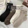 Calcetines nuevos de otoño e invierno de estilo étnico retro Fair Isle para mujer, calcetines hasta media pantorrilla estilo ins, versátiles y modernos, calcetines por encima de la rodilla