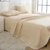 Juego de Tres Piezas de Alfombrilla de Tela Gruesa, Alfombrilla Refrigerante y Sábana para Cama, Estilo Nuevo 2026