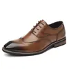 Zapatos de cuero para hombre estilo retro transfronterizos, nuevos zapatos derby casual de negocios formales de otoño, zapatos de hombre con suela blanda antideslizantes para novio