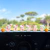 Lindos adornos de Hello Kitty KT para coche, coche eléctrico, pequeños adornos para el interior del coche, decoración de la consola del coche.