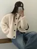 Tamanhos atualizados disponíveis: Chique coreano outono e inverno estilo coreano gola alta estilo universitário jaqueta curta de pele de cordeiro sintética quente