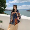 Bufanda chal exterior primavera y verano estilo étnico Yunnan Lijiang Sanya Viaje protector solar para la playa toalla de playa bufanda de algodón y lino