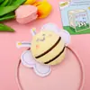 Broche de Abelha de Pelúcia Desenho Animado Boneca Acolchoada Boneca Boneca Bolsa de Boneca Joias Penduradas Roupas Acolchoadas DIY Acessórios para Animais de Estimação Acessórios