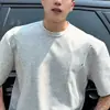 2026 Verano Nuevo Moda Masculina Marca de Tendencia Versátil Diseño de Remaches Camiseta de Manga Corta Top Casual Estilo Sencillo