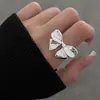 Anillo Metálico de Lazo para Mujer Lujo Ligero Gama Alta Dulce Fresco Abierto Ajustable Anillo de Dedo Anillo de Dedo de Comida Nueva Joyería de Moda