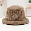 Gorro de invierno para mujeres de mediana edad y mayores, cálido y resistente al frío, forrado de forro polar y engrosado, gorro de algodón
