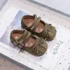Zapatos de piel para niñas de 6 a 12 años, otoño 2026, zapatos Mary Jane artísticos vintage, zapatos de princesa de suela blanda para niños, zapatos sencillos para niños pequeños