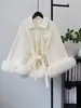 Elegante abrigo tipo capa de punto de lana de doble cara estilo francés, nuevo modelo otoño 2026, elegante chaqueta tipo chal de piel empalmada para mujer
