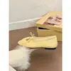 ¡Primer Encuentro con los Zapatos Cremosos Amarillos Estilo Bollo! Elegantes Zapatos Planos Redondos con Lazo para Mujer, Primavera 2026, Zapatos de Commuter de Boca Baja de Suela Suave