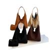Bolsa Relaxante de Grande Capacidade Nova para Mulheres Outono e Inverno Bolsa de Ombro para o Dia a Dia Bolsa Tote Bucket de Camurça