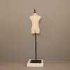Suporte de Manequim Feminino para Loja de Roupas Display Superior Manequim Meio Corpo Dourado Roda Giratória Base de Ferro Suporte de Modelo