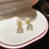 Brincos de Prata com Zircônia em Formato de Flor e Coração, Frescos e Delicados para o Verão, Brincos de Nicho Exquisitos e Doces com um Toque de Luxo Leve e de Alta Qualidade