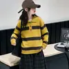Suéter para Niñas Otoño 2026 Nuevo Estilo Súper Lindo para Niños Top de Punto Rayado Base para Niños Medianos y Mayores con Solapa