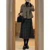 150 Saia Plaid de Lã Vintage Curta Feminina Outono e Inverno Linha A Saia Guarda-chuva com Pregas Grandes Cintura Alta Média