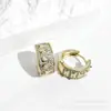 Novos Brincos de Zircônia Transfronteiriços, Ear Cuffs Versáteis de Luxo Leve, Argolas Elegantes e Delicadas, Acessórios de Orelha Minimalistas com Zircônia Embutida
