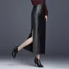 Moderna falda midi de cuero PU ajustada a la cadera para mujer, nueva colección otoño 2026, de cintura alta, estilizada, falda larga con abertura, elegante y con estilo