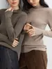 Nova blusa de base feminina para outono e inverno, em malha de mistura de seda e lã, com gola alta, ajuste elástico, design simples e mangas compridas.