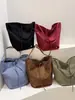 Bolso de Lona de Moda para Mujer 2026 Nuevo Elegante Simple Bolso Cubo Bolso de Hombro Único Bolso Tote Gran Capacidad Bolso para Viajar al Trabajo para Mujer