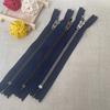 Zíperes de Metal Ykk em Estoque, Tamanho 3, Fita de Tecido Azul, Zíperes Azuis para Jeans, Grande Quantidade em Estoque, Comprimento
