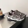 Nuevos zapatos de moda tipo "dad shoes" de suela gruesa 2026, zapatillas deportivas transpirables de malla para mujer, otoño súper populares, cómodos zapatos casuales para correr