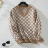 Suéter Drizzle Decote V Xadrez Feminino Europeu e Americano Tricô Outono e Inverno Novo Casual Solto Manga Longa Tricô Transfronteiriço