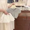Nuevo Conjunto de Verano para Niñas 2026: Elegante Conjunto de Dos Piezas para Bebés Niñas: Top de Punto Azul Marino con Cuello Estilo Camisa de Manga Corta y Falda de Volantes con Estampado Floral