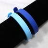 Pulsera de silicona gruesa de marca de moda para pareja para hombre, pulsera inspiradora de color caramelo 10*3 venta al por mayor de fábrica