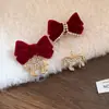 Brincos Quadrados de Veludo Prateado Agulha Retro Outono e Inverno, Brincos Versáteis de Uso Diário de Alto Padrão, Acessórios de Orelha Estilo Casual Elegante e na Moda