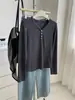 26 Otoño Invierno Hombro Normal Cuello en V Raya Botones Manga Larga Camiseta Mujer Estilo Coreano Versátil Adelgazante Jersey Manga Larga Camiseta Base Superior