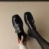 Versão em couro de boi estilo britânico sapatos mocassim de salto grosso novo estilo feminino sapatos de salto único que aumentam a altura 5cm tira de fivela dupla estilo faculdade jk sapatos pequenos de couro